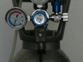 CO2培养箱与CO2钢瓶的连接及注意事项